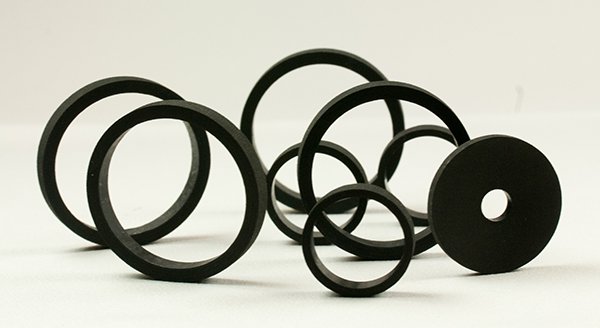 thumbnail image 2 of 2x Viton Washers/Spacers | 3mm Thick, 42-60mm OD | Chemical Resistant 2 of 4